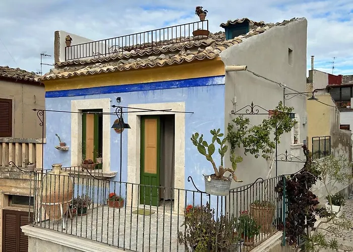 Cathedral\'S House